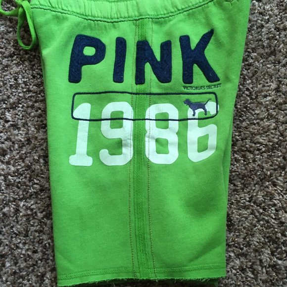 Victoria Secret PINK shorts green flannel XS - Picture 1 of 4
